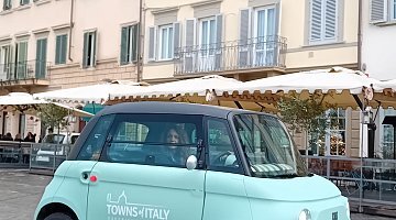Experiência particular de dirigir um carro eletrônico em Roma ❒ Italy Tickets