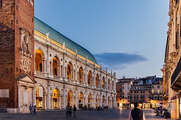 ヴィチェンツァ ❒ Italy Tickets