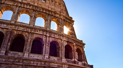 Geführte Tour in kleiner Gruppe: Rom Kolosseum mit unterirdischem Zugang ❒ Italy Tickets