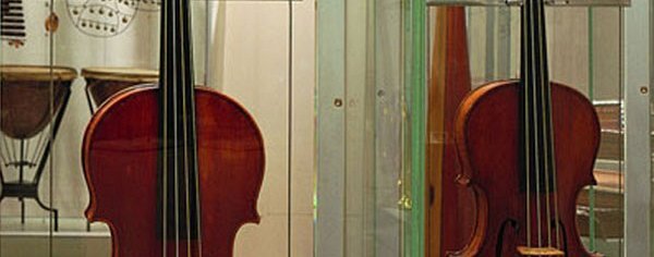 Musical instruments at the Accademia Gallery ❒ Italy Tickets